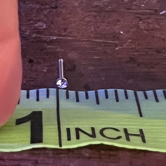 Nose bone with clear jewel - Picture 7 of 7